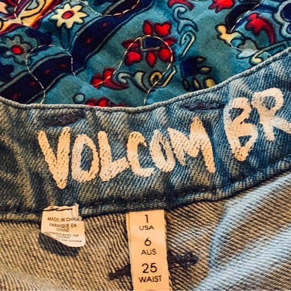 Volcom Brand Jean Shorts- Stoned Rolled Short - Picture 5 of 9